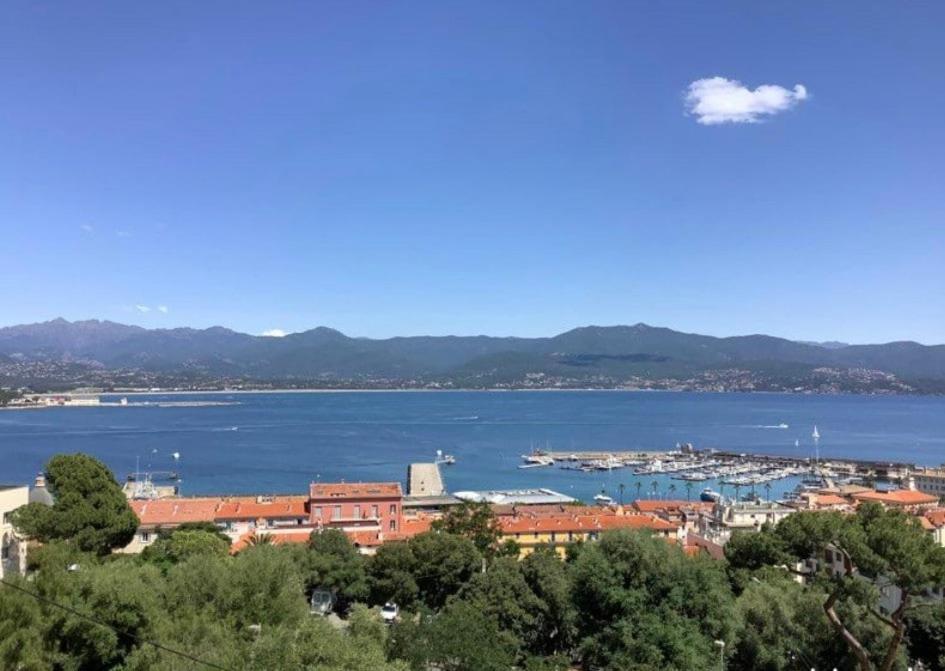Apartment 2 Centre D Ajaccio Avec Magnifique Vue Ajaccio (Corsica)